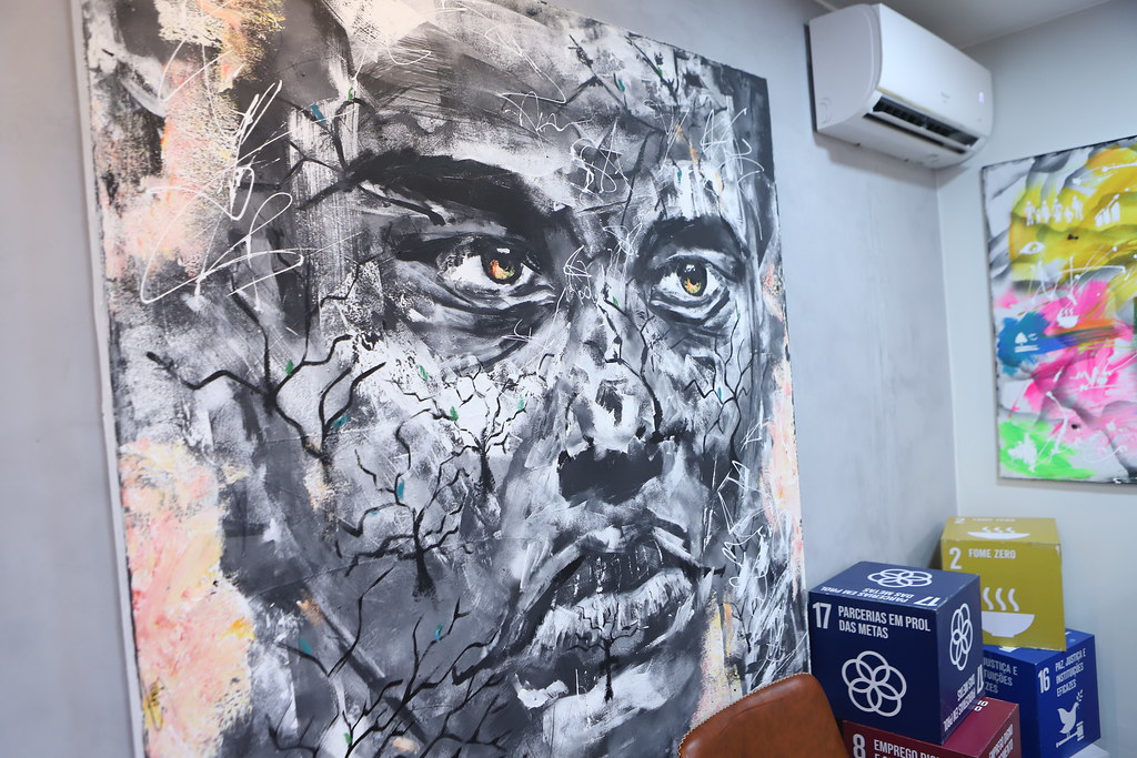 Obra Fruto das Cinzas, de Thiago Silva