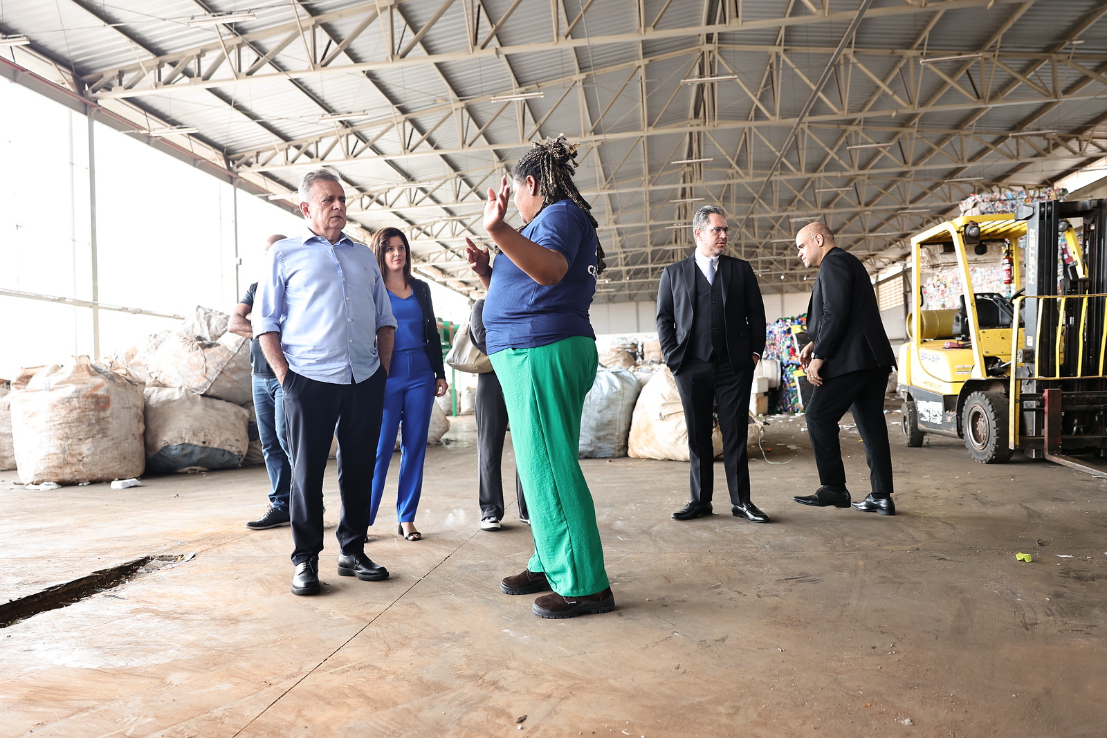 Diálogo sobre reciclagem, inclusão produtiva e economia circular na Centcoop DF
